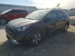 KNDCC3LC3H5086995 2017 KIA NIRO