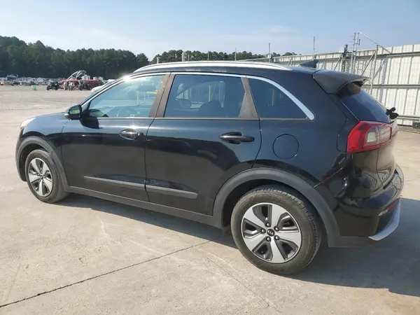 KNDCC3LC3H5102273 2017 KIA NIRO - Image 2