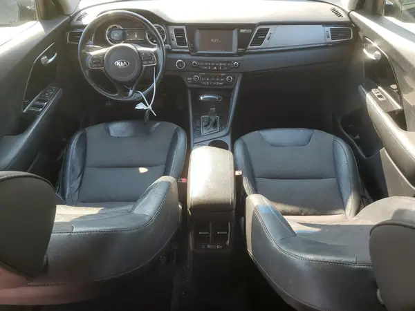 KNDCC3LC3H5102273 2017 KIA NIRO - Image 8