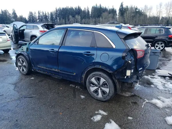 KNDCC3LC3H5102306 2017 KIA NIRO - Image 2