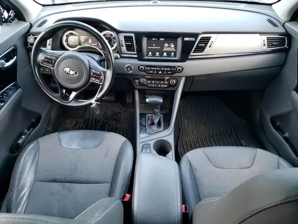 KNDCC3LC3H5102306 2017 KIA NIRO - Image 8