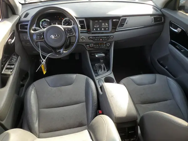 KNDCC3LC3J5108161 2018 KIA NIRO - Image 8