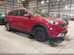KNDCC3LC3J5114641 2018 KIA NIRO