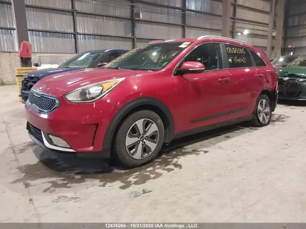 KNDCC3LC3J5114641 2018 KIA NIRO - Image 2