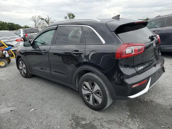 KNDCC3LC3J5120097 2018 KIA NIRO - Image 2