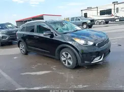 KNDCC3LC3J5140964 2018 KIA NIRO