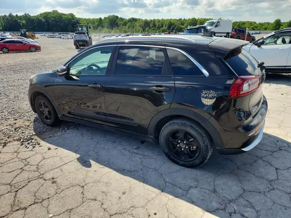 KNDCC3LC3J5154007 2018 KIA NIRO - Image 2
