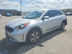 KNDCC3LC3J5160938 2018 KIA NIRO