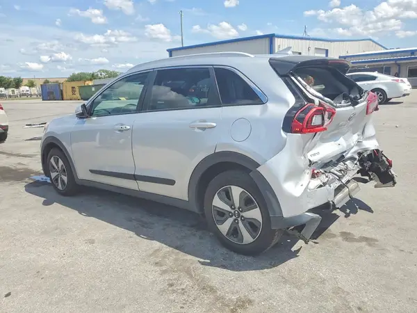 KNDCC3LC3J5160938 2018 KIA NIRO - Image 2