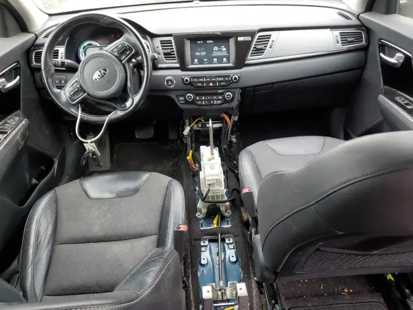 KNDCC3LC3K5219231 2019 KIA NIRO - Image 8