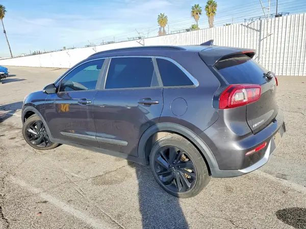 KNDCC3LC3K5250897 2019 KIA NIRO - Image 2