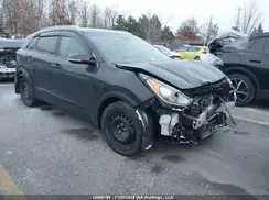 KNDCC3LC3K5289246 2019 KIA NIRO