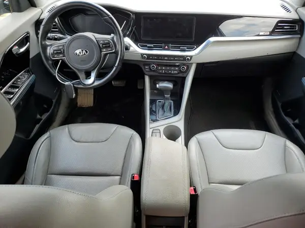 KNDCC3LC3L539181 2020 KIA NIRO - Image 8
