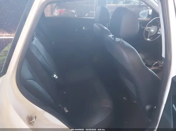KNDCC3LC3M5482208 2021 KIA NIRO - Image 8