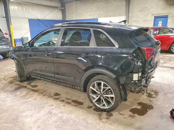 KNDCC3LC3N5510428 2022 KIA NIRO - Image 2