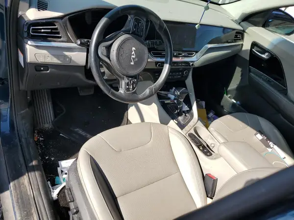 KNDCC3LC3N5522028 2022 KIA NIRO - Image 8