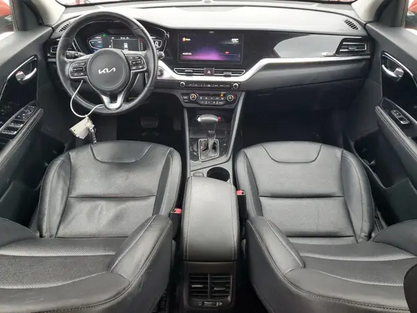KNDCC3LC3N5532610 2022 KIA NIRO - Image 8