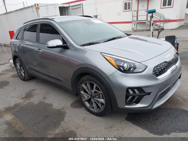KNDCC3LC3N5537175 2022 KIA NIRO - Image 1