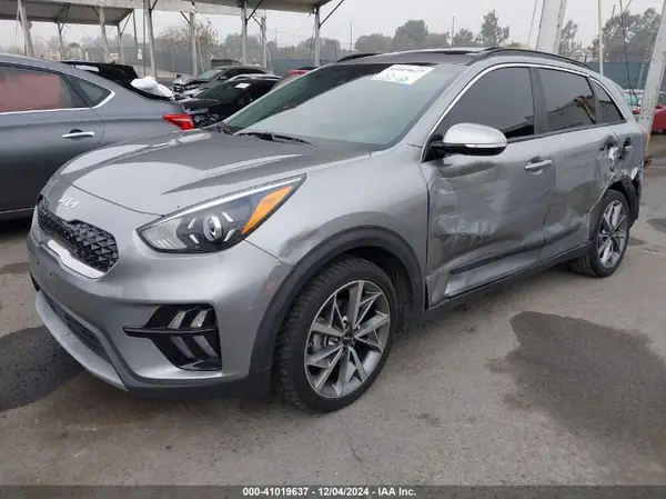KNDCC3LC3N5537175 2022 KIA NIRO - Image 2