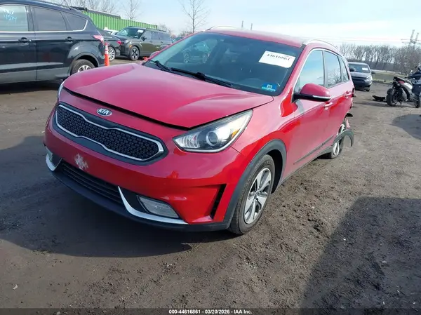 KNDCC3LC4H5035215 2017 KIA NIRO - Image 2