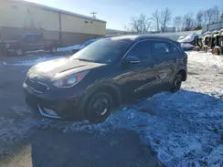 KNDCC3LC4H5037174 2017 KIA NIRO
