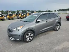 KNDCC3LC4H5039085 2017 KIA NIRO