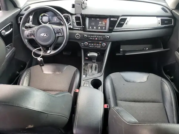 KNDCC3LC4H5040236 2017 KIA NIRO - Image 8