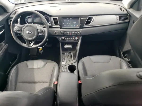 KNDCC3LC4H5045209 2017 KIA NIRO - Image 8