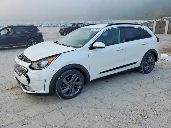 KNDCC3LC4H5045680 2017 KIA NIRO - Image 1