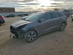 KNDCC3LC4H5053911 2017 KIA NIRO