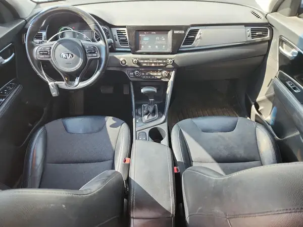 KNDCC3LC4H5056050 2017 KIA NIRO - Image 8