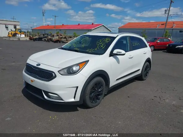 KNDCC3LC4H5058672 2017 KIA NIRO - Image 2