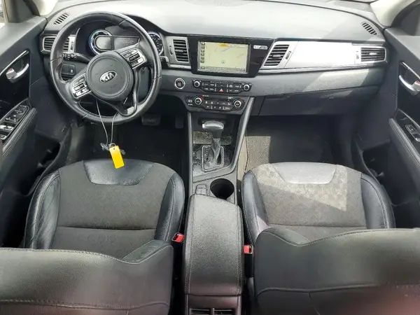 KNDCC3LC4H5063659 2017 KIA NIRO - Image 8