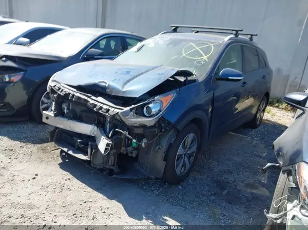 KNDCC3LC4H5079506 2017 KIA NIRO - Image 2
