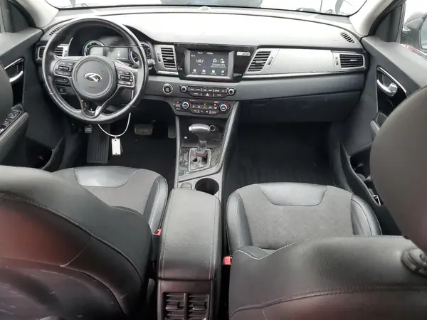 KNDCC3LC4H5079909 2017 KIA NIRO - Image 8