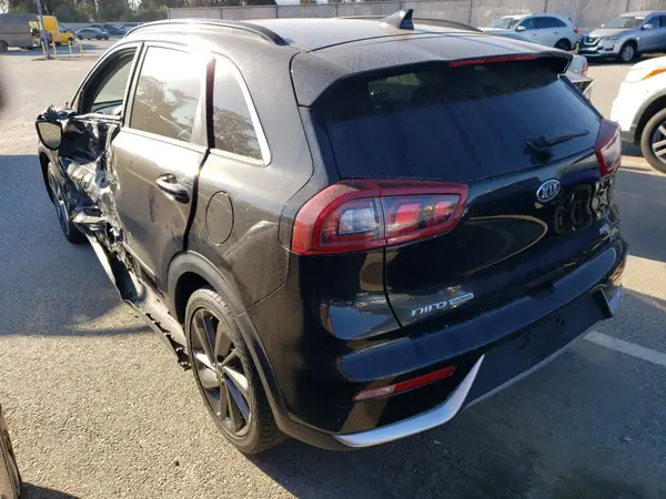 KNDCC3LC4H5095155 2017 KIA NIRO - Image 2