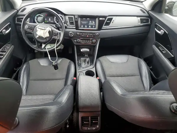 KNDCC3LC4J5123834 2018 KIA NIRO - Image 8