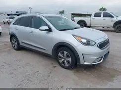 KNDCC3LC4J5161399 2018 KIA NIRO
