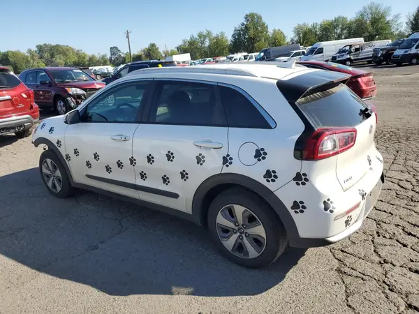 KNDCC3LC4K5223899 2019 KIA NIRO - Image 2