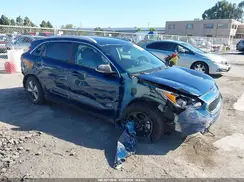 KNDCC3LC4K5224213 2019 KIA NIRO