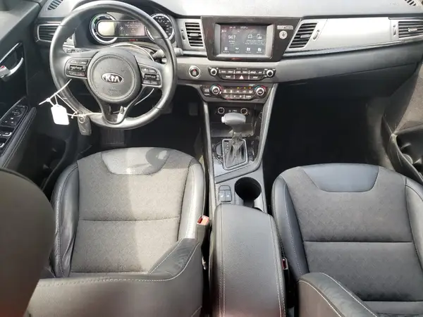 KNDCC3LC4K5231758 2019 KIA NIRO - Image 8