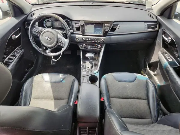 KNDCC3LC4K5249208 2019 KIA NIRO - Image 8