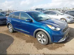 KNDCC3LC4K5274884 2019 KIA NIRO