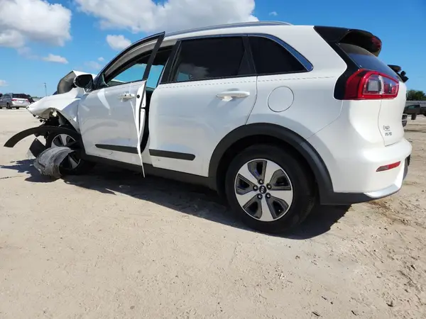 KNDCC3LC4K5342326 2019 KIA NIRO - Image 2