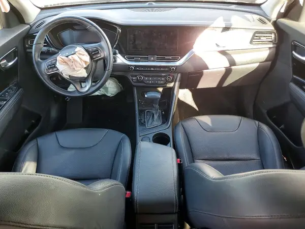 KNDCC3LC4N5532308 2022 KIA NIRO - Image 8