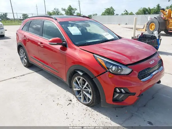 KNDCC3LC4N5533085 2022 KIA NIRO - Image 1
