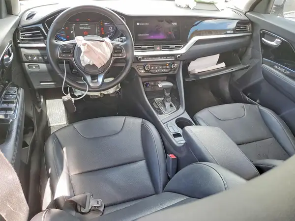 KNDCC3LC4N5533717 2022 KIA NIRO - Image 8