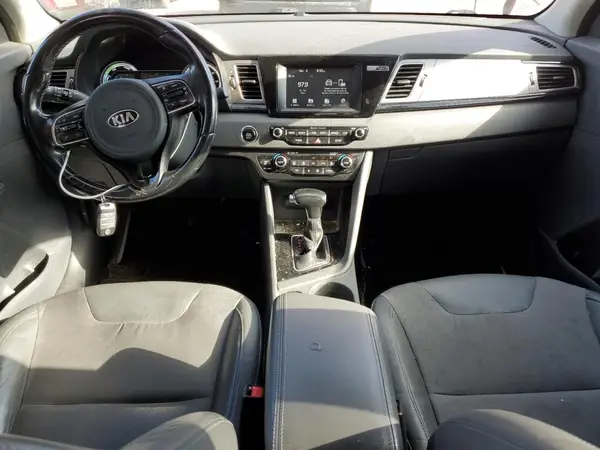 KNDCC3LC5H5045851 2017 KIA NIRO - Image 8