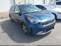 KNDCC3LC5H5050614 2017 KIA NIRO