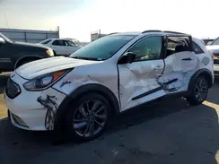 KNDCC3LC5H5052539 2017 KIA NIRO
